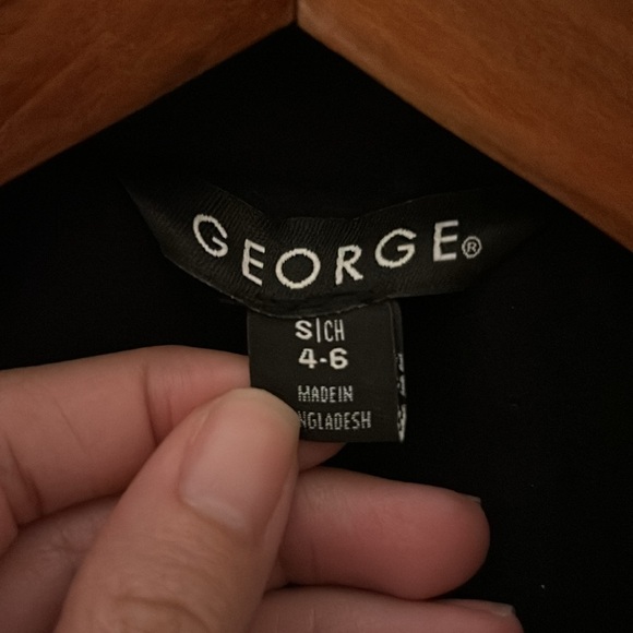 George Peacoat - Picture 7 of 10